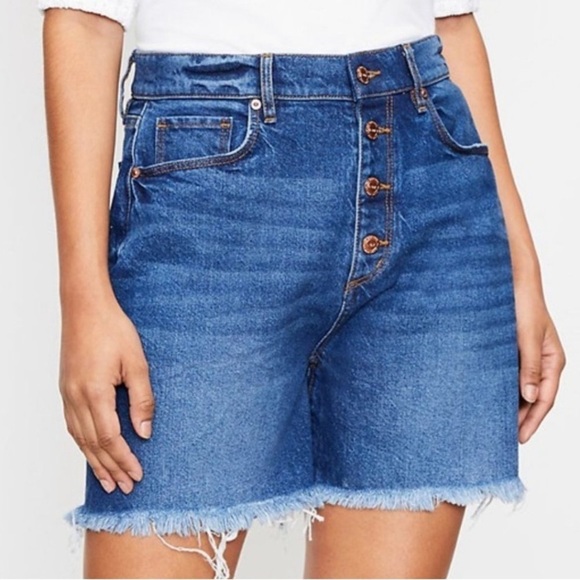 Loft High Waisted Button Front Boyfriend Cutoffs 0 - Picture 2 of 9